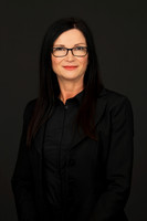 Angela Reimer Headshot-3