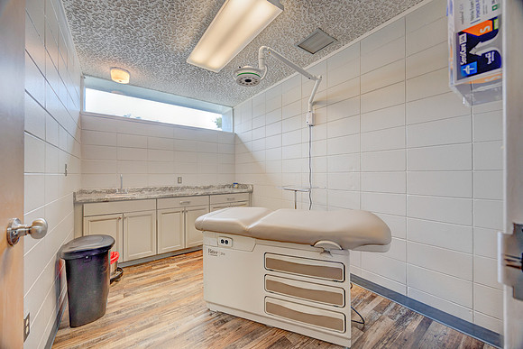 Suncoast Skin Leesburg Location 11