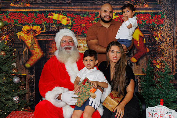 Live Oak Christmas December 14th 2024-83