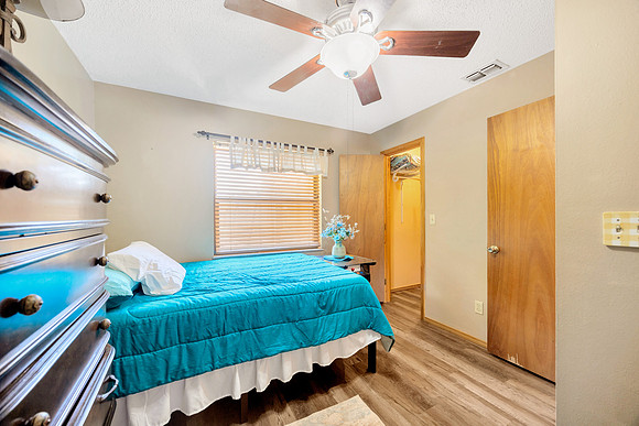 Tyler Carpenter 37404 Orange Valley Ln-26