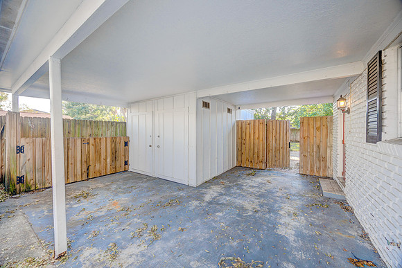 McKenzie 205 Occident St.-21
