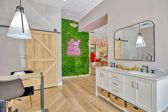 Glenn Construction Paint Nail Bar Tampa FINAL-10