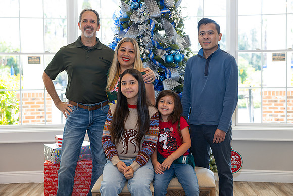 Grand Hampton Christmas 2024-34