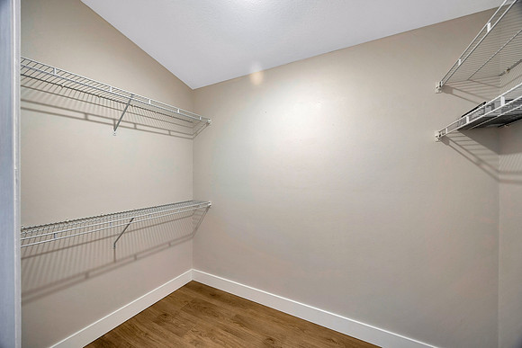 Lynn Davis 2409 Arborwood Dr.-36