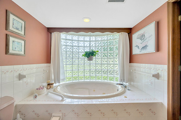 Linda Urban 11 Sycamore Ct. W-34