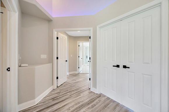 Jared Vanderwood 599 E. Charleston Ct.-8