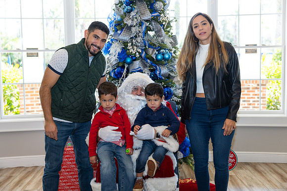 Grand Hampton Christmas 2024-100
