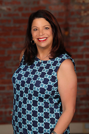 Stephanie Koch Business Headshots-17