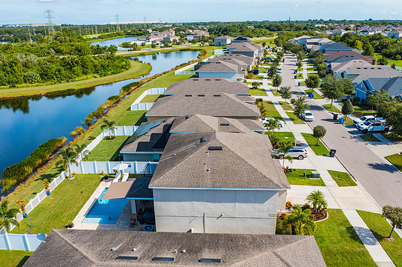 Vargas Grand Kempston Dr.-57