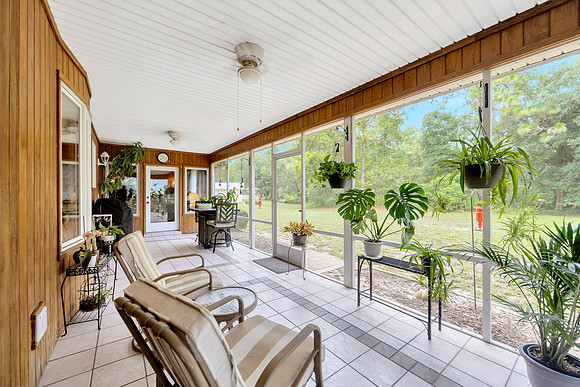 Linda Urban 11 Sycamore Ct. W-80