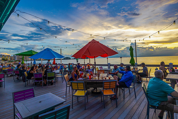 Sams Beach Bar Evening-102