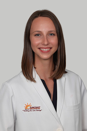 Lillian Kulik Headshot Gray Background 1