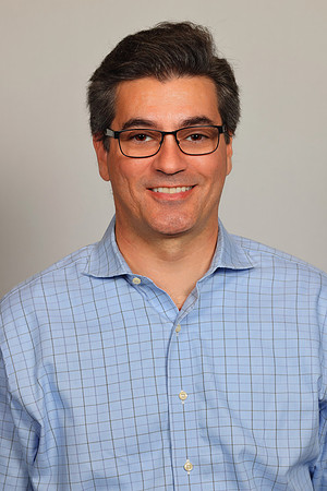 FCS Dr. Gustavo Westin Headshot-15