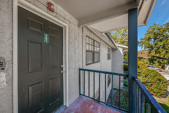 Jessica Gundy 203 Poinsettia Pine Ct Unit 201-23