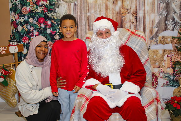 Mickey Keenan Pictures with Santa 2024-56
