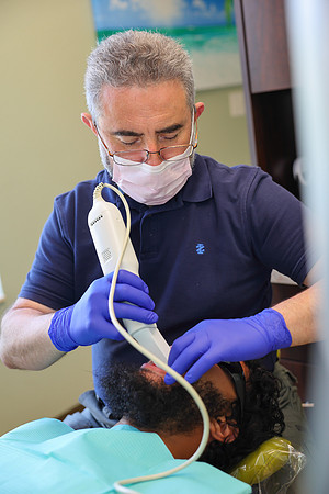 Dr. Sam Jureyda Radiance Portraits-27