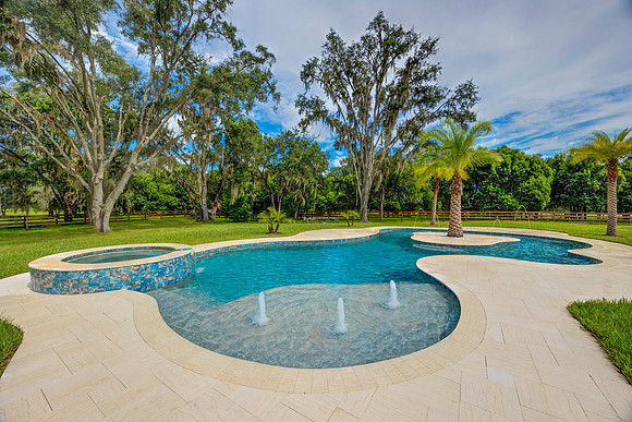 Larsen's Pool Neaves Pool & Spa Day-9
