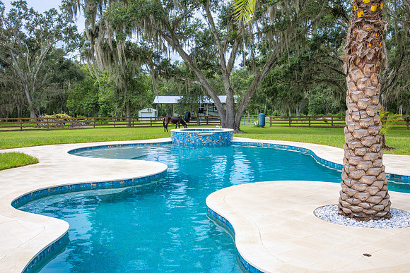 Larsen's Pool Neaves Pool & Spa Day-43