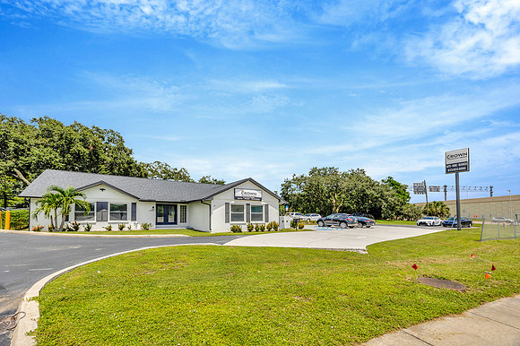 Crown Insurance Exterior-3