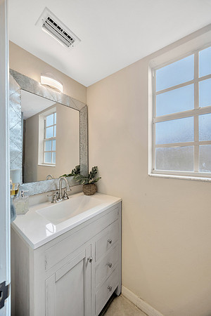 Kim Swearingen 6831 S. Wall St.-14