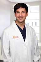 Stephen Lockwood MD Headshot Office 2