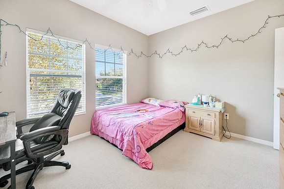 Brownlee 5929 Fishhawk Crossing Blvd.-41