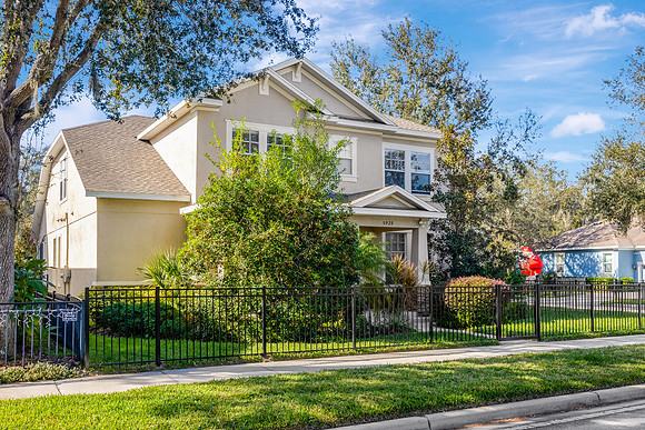Brownlee 5929 Fishhawk Crossing Blvd.-48