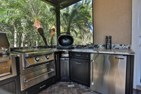 Jim Outdoor living Oct 24-18