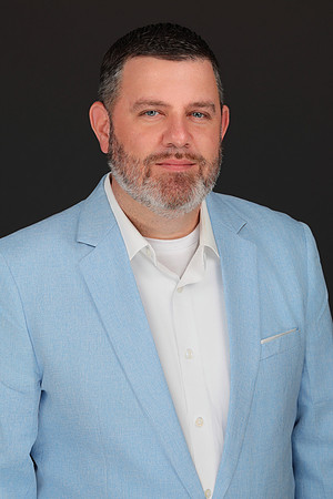 Shawn Henson Business Headshots-8