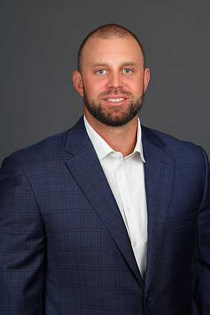 Joshua Spivey Professional Headshots-4