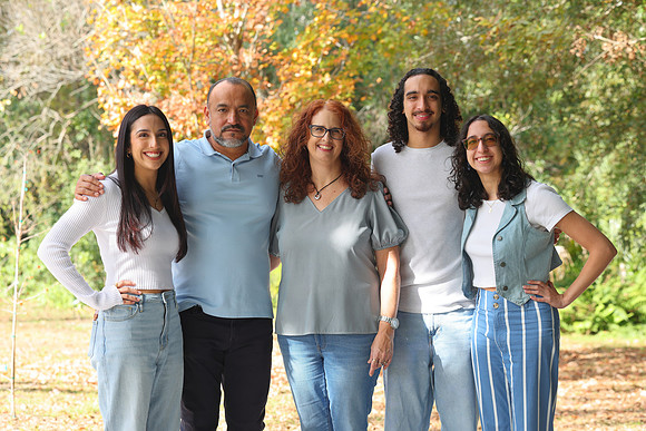 Mohnshine Family Portraits USF Garden-2