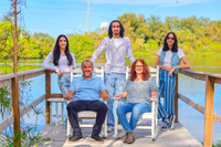 Mohnshine Family Portraits USF Garden-7