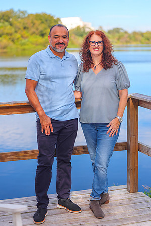 Mohnshine Family Portraits USF Garden-11