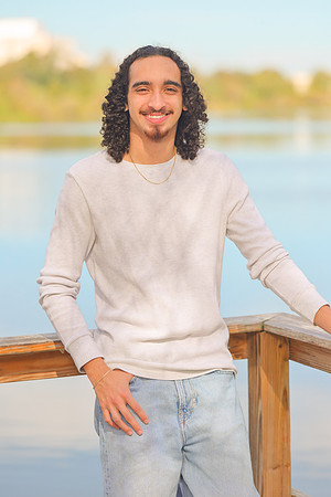 Mohnshine Family Portraits USF Garden-13