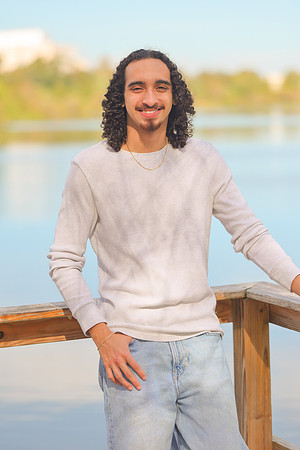 Mohnshine Family Portraits USF Garden-14
