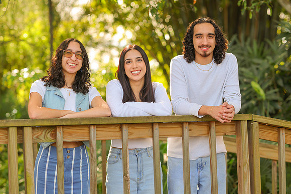 Mohnshine Family Portraits USF Garden-15