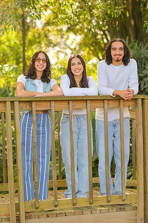 Mohnshine Family Portraits USF Garden-16