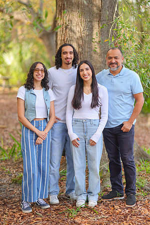 Mohnshine Family Portraits USF Garden-22