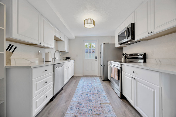 Shayla Vrandenburgh 1215 New Orleans Ave. Short Term Rental-28