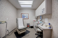 Suncoast Skin 4465 Baymeadows Rd. Location-15