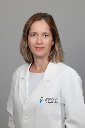 FCS Amelie Auclerc Headshots-2