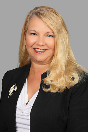 Staci Hilton Headshot Gray
