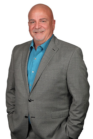 Scott 2 Hilton Headshot White