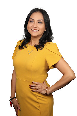 Maribel 2 Hilton Headshot White