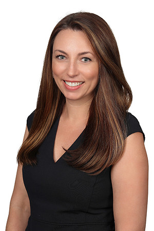 Natalie 2 Hilton Headshot White