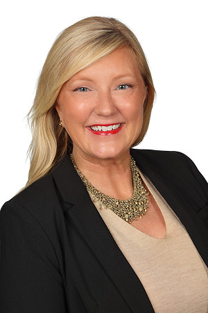 Erin Randall Hilton Headshot No BG