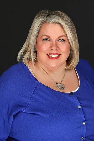 Amy Westman Headshot-1