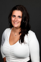 Ariana Horton Headshot-1