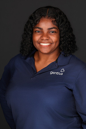 Della Greene Headshots-2