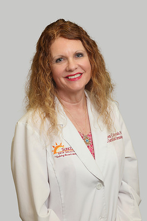 Kathleen Colorado Suncoast Skin Headshot Gray (2)